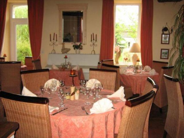 La Ferme Des 3 Maillets Hotel Avaray Eksteriør billede